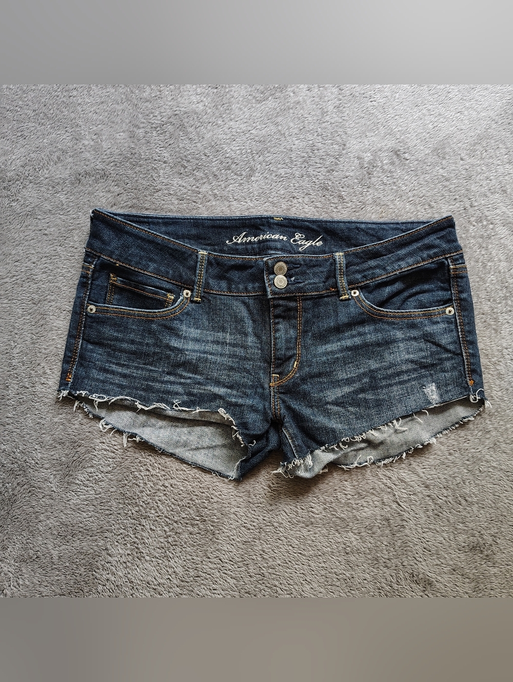 American Eagle Low Rise Cut Off Distressed Jean Shorts Size 12 Large Womens